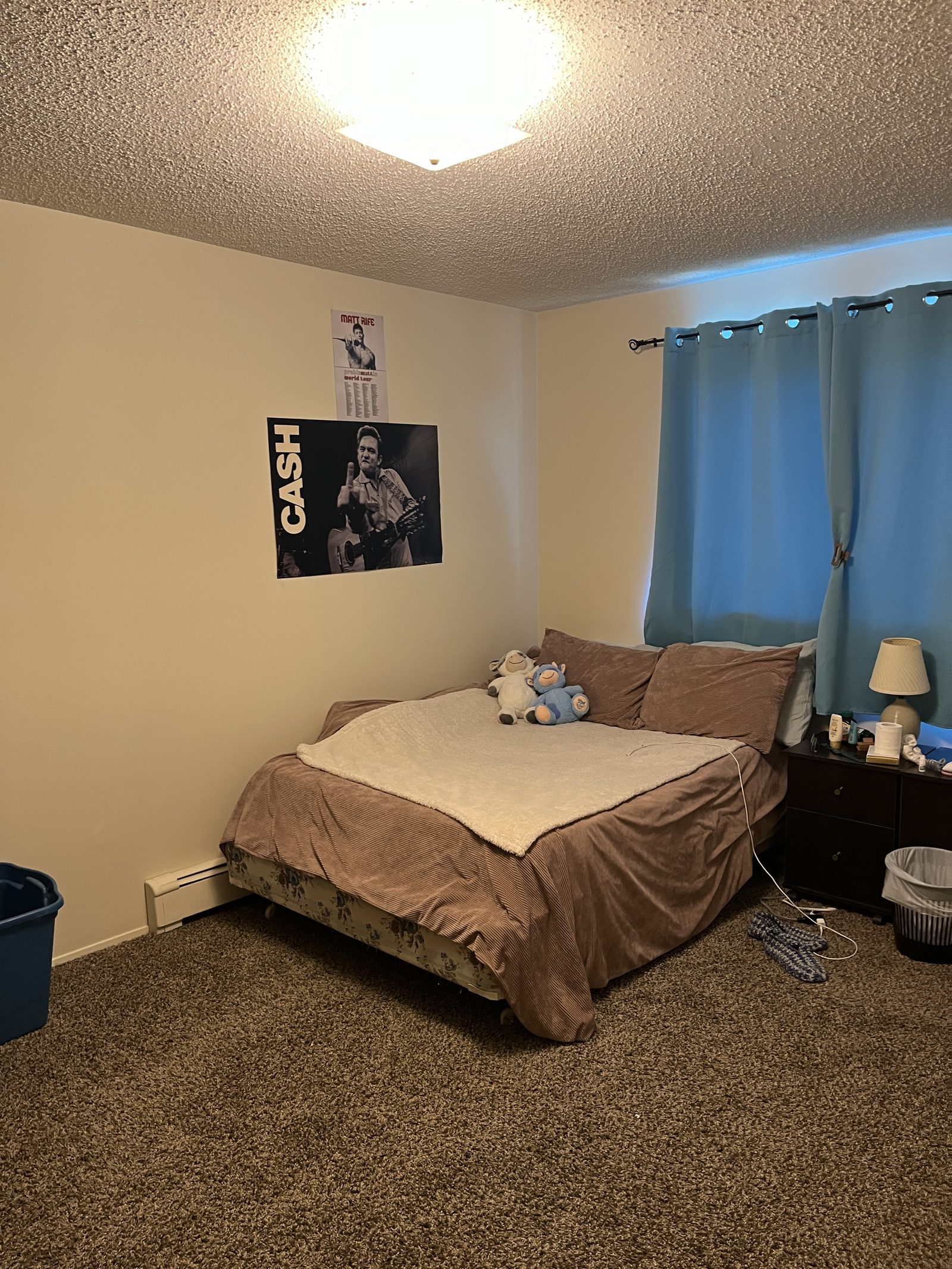 Bedroom before renovation at Crestwood